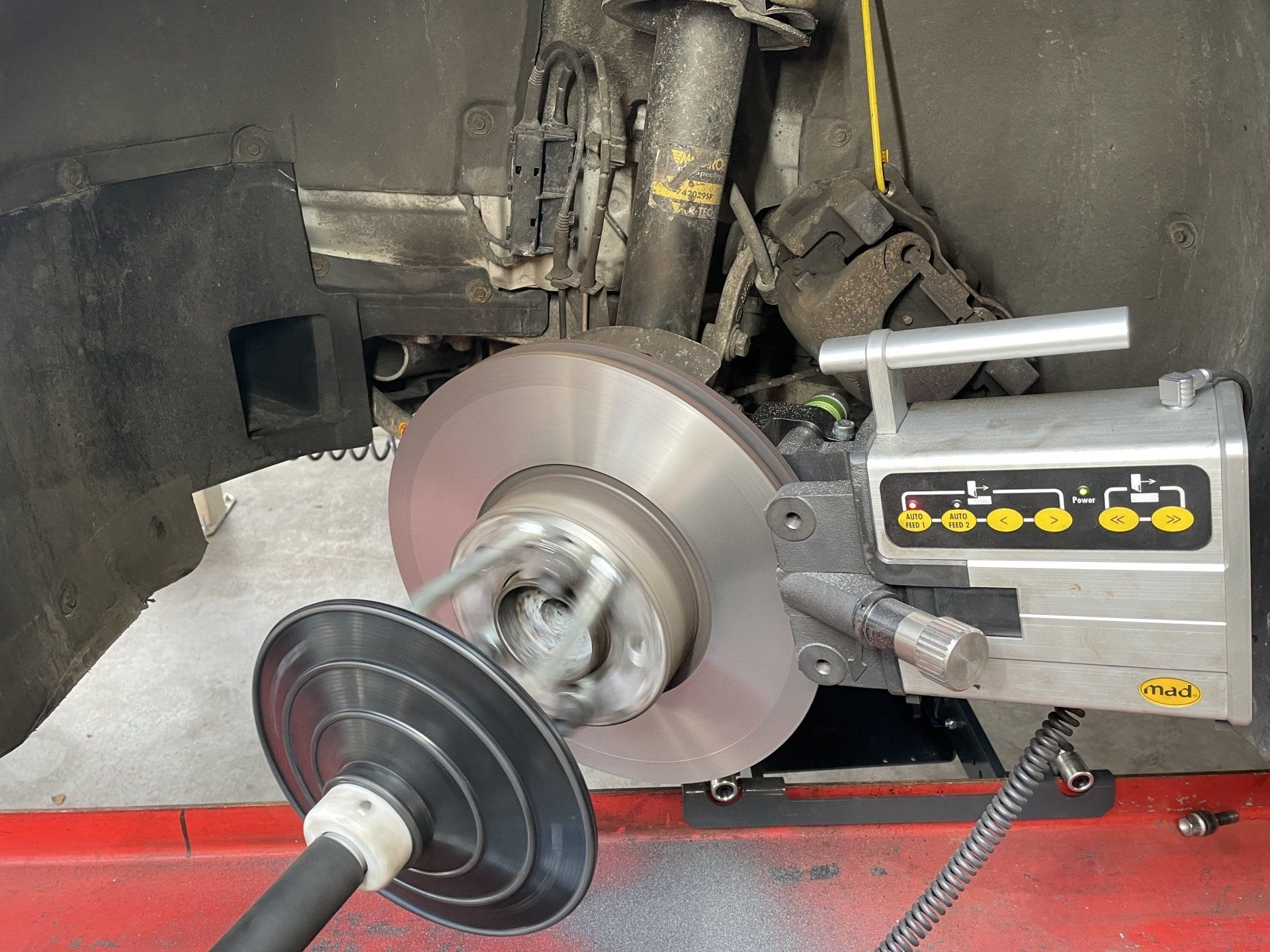 Remschijven afdraaien BMW E39