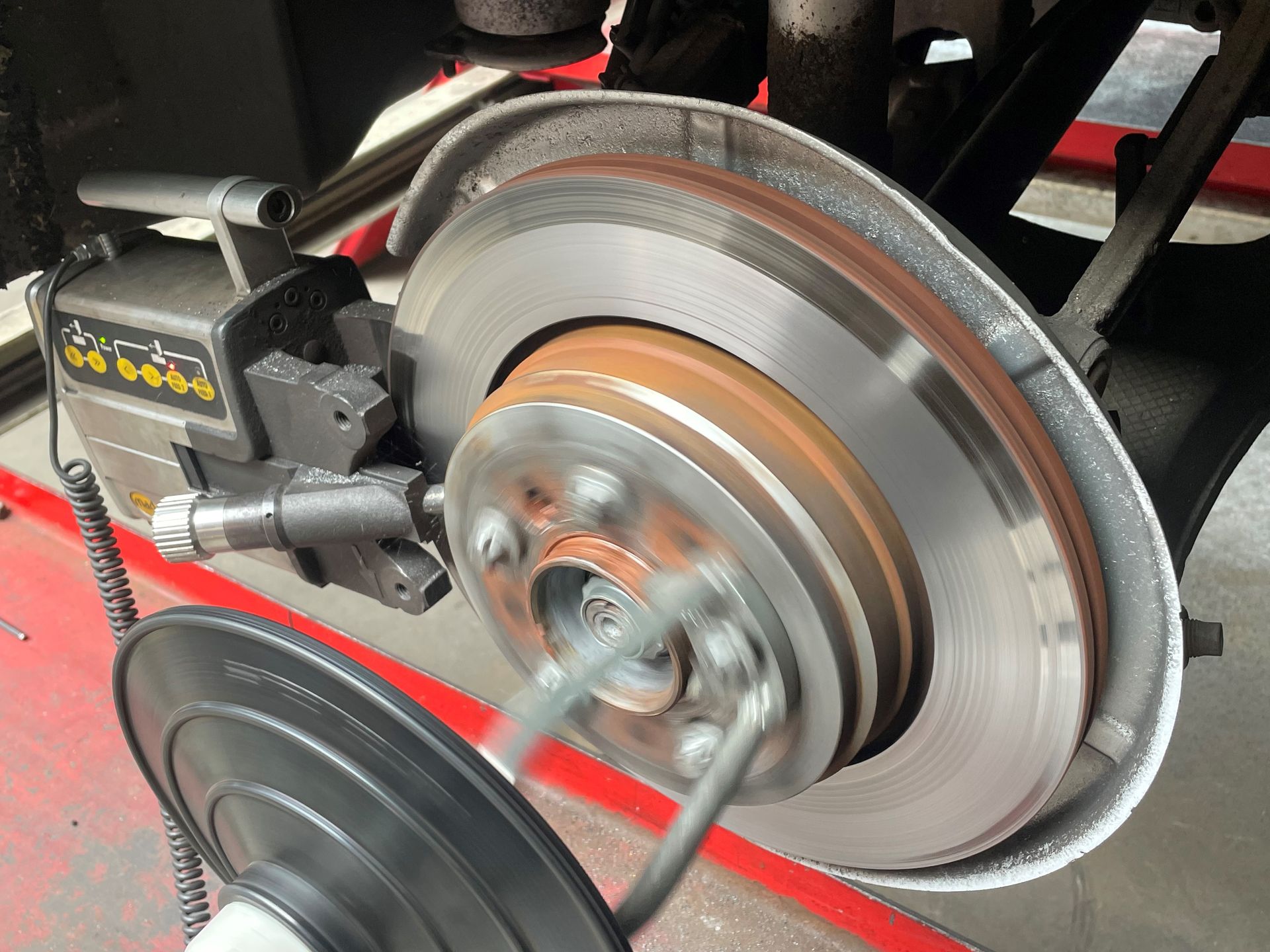 Remschijven afdraaien BMW E60 530D