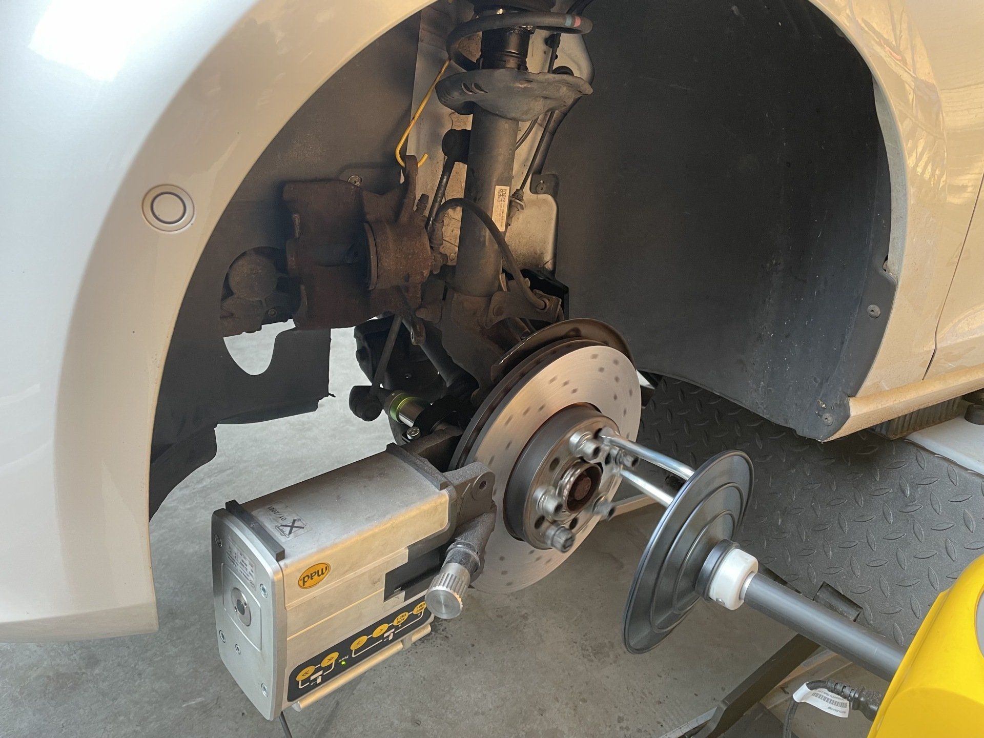 Remschijven afdraaien Volkswagen Golf VI