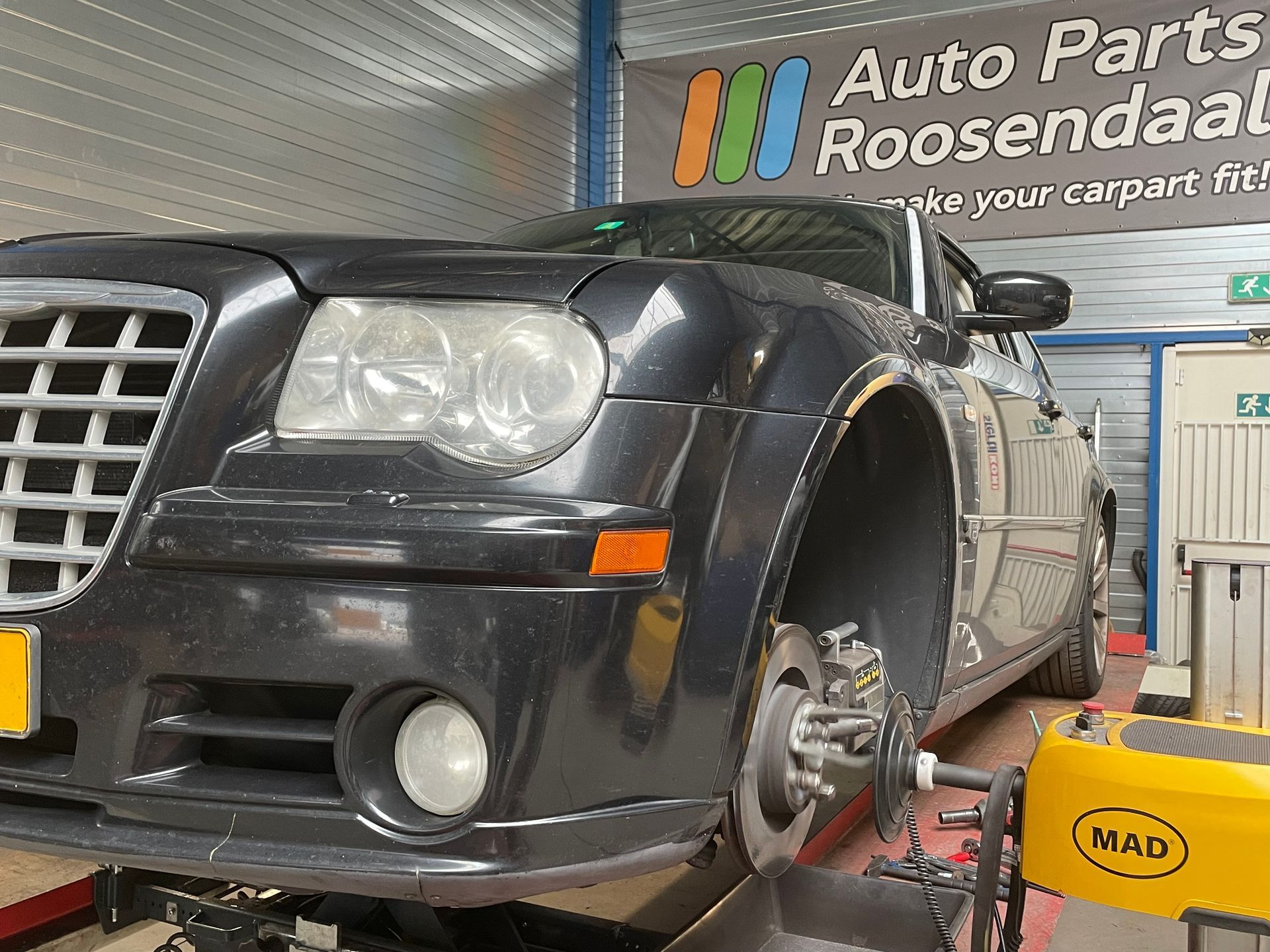 Chrysler 300-C 6.1 SRT-8 KROMME REMSCHIJVEN