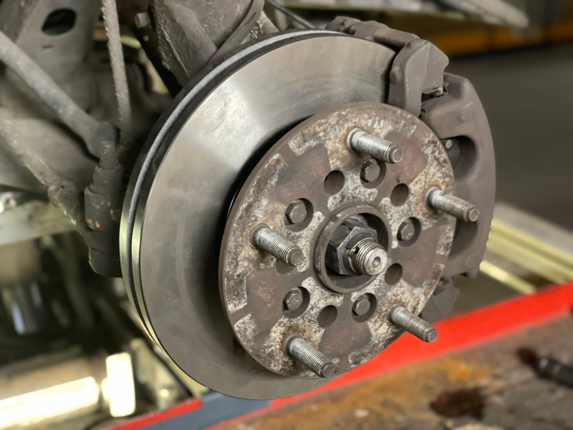 Nieuwe remschijven Ford Transit