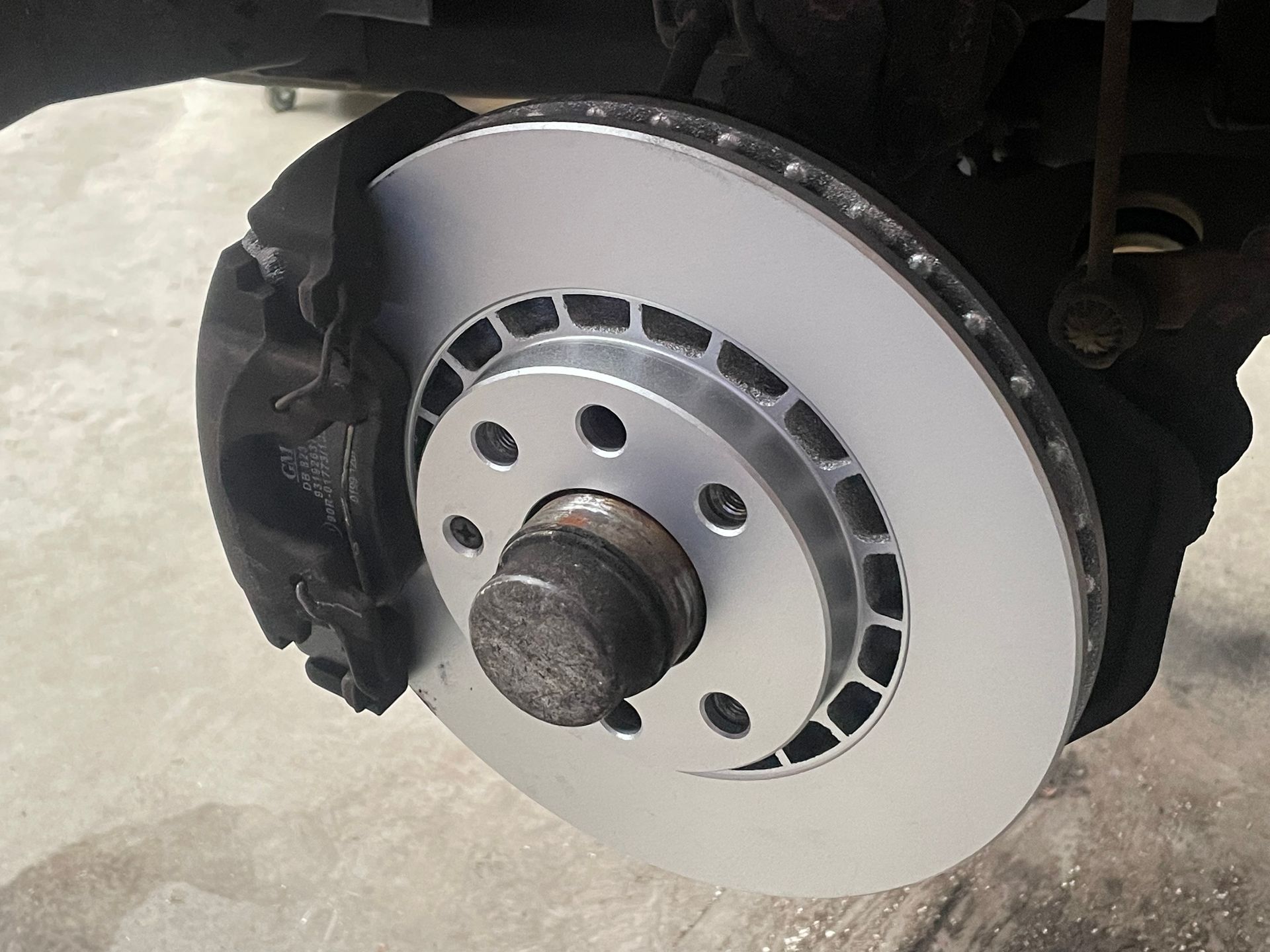 Opel Vectra B  remschijven vervangen