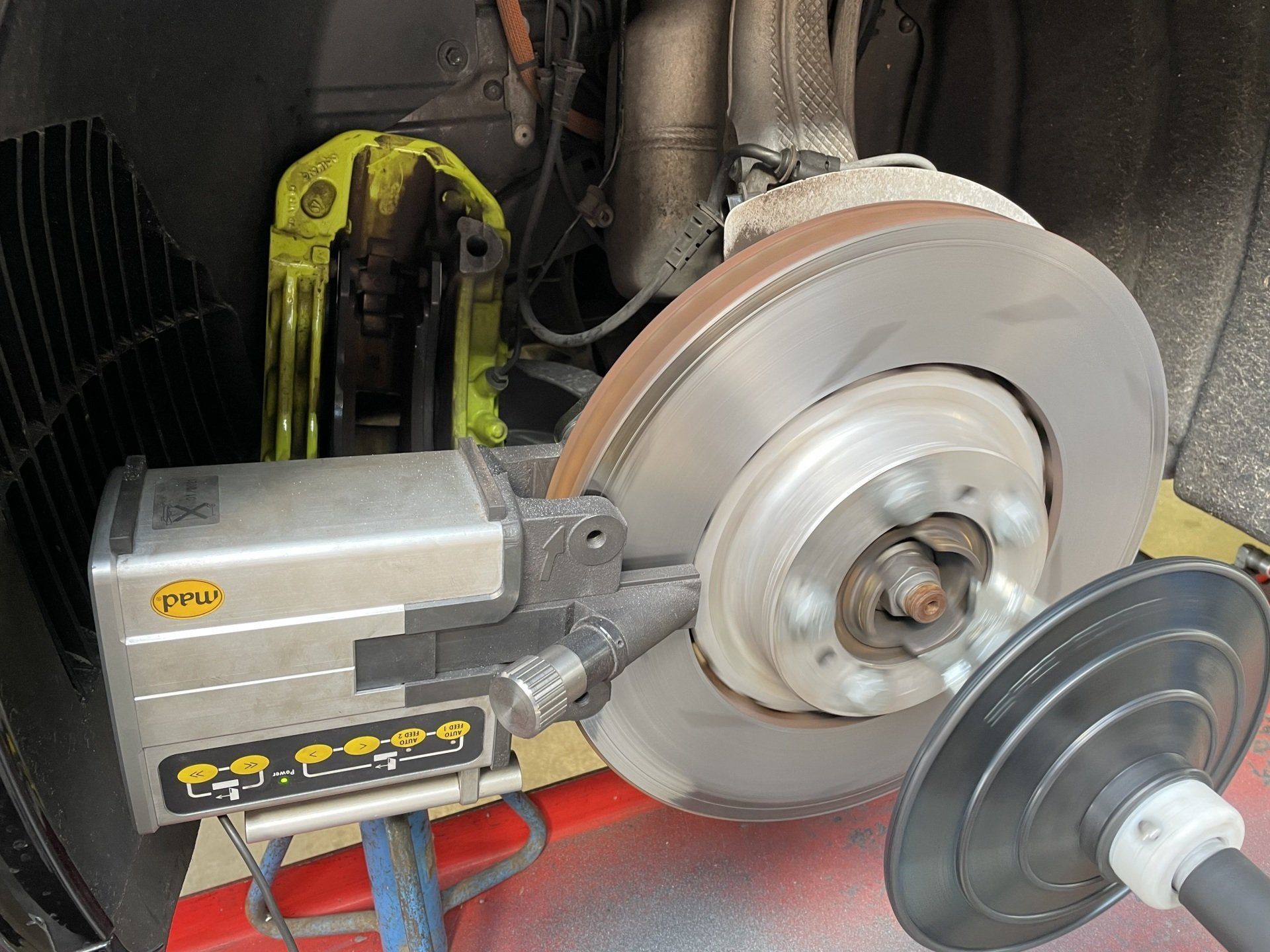 Remschijven afdraaien Porsche Panamera