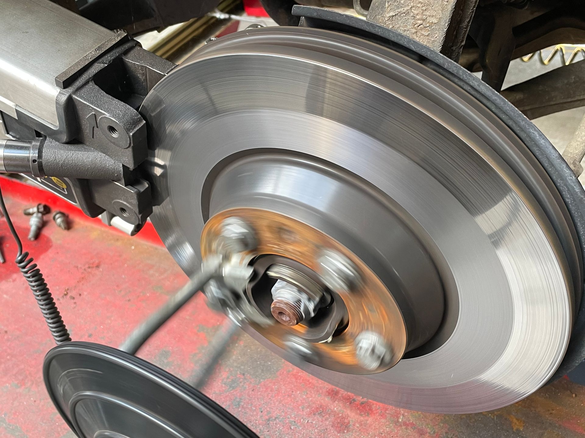 Porsche Cayenne GTS  remschijven afdraaien