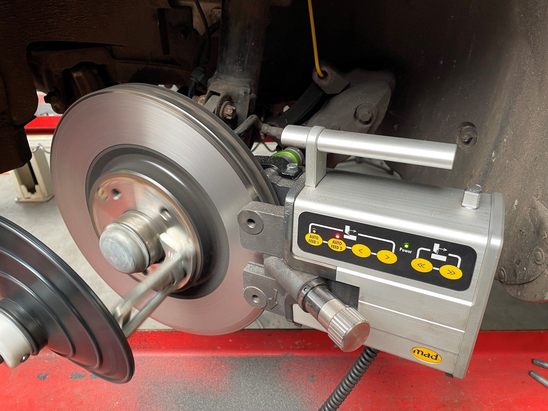 Remschijven afdraaien Mercedes C320 CDi