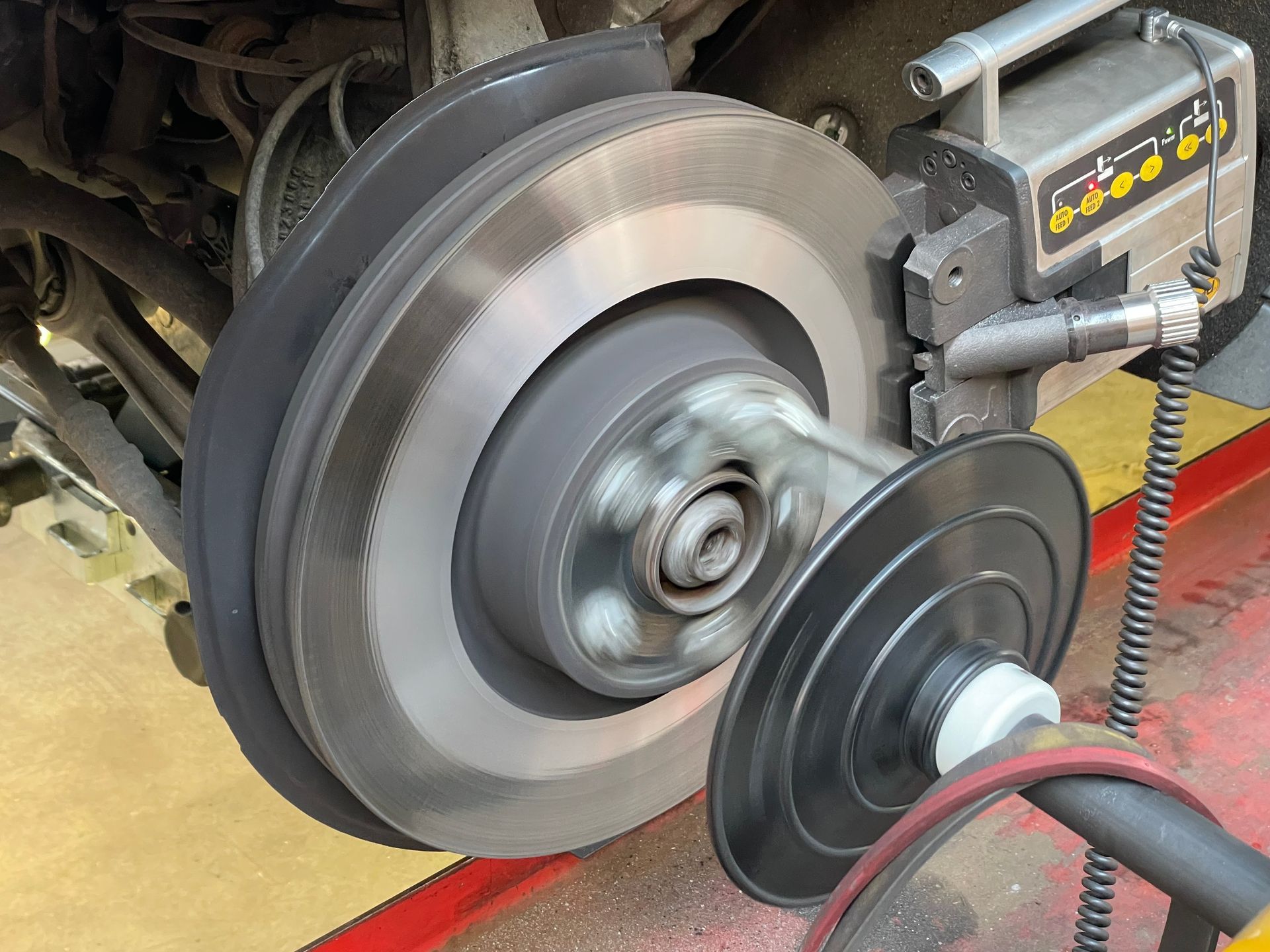 Remschijven afdraaien Audi A6 Allroad Quattro C7