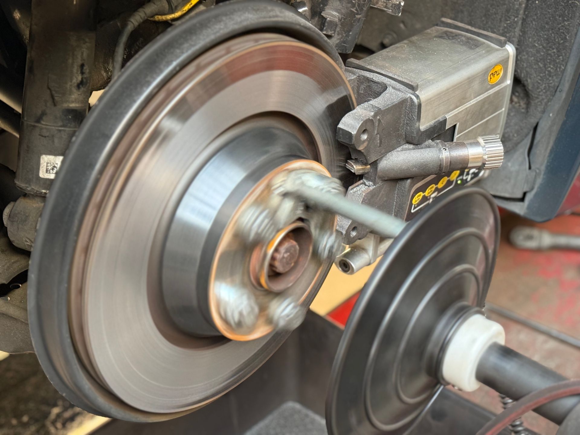 Remschijven afdraaien Audi TT Roadster