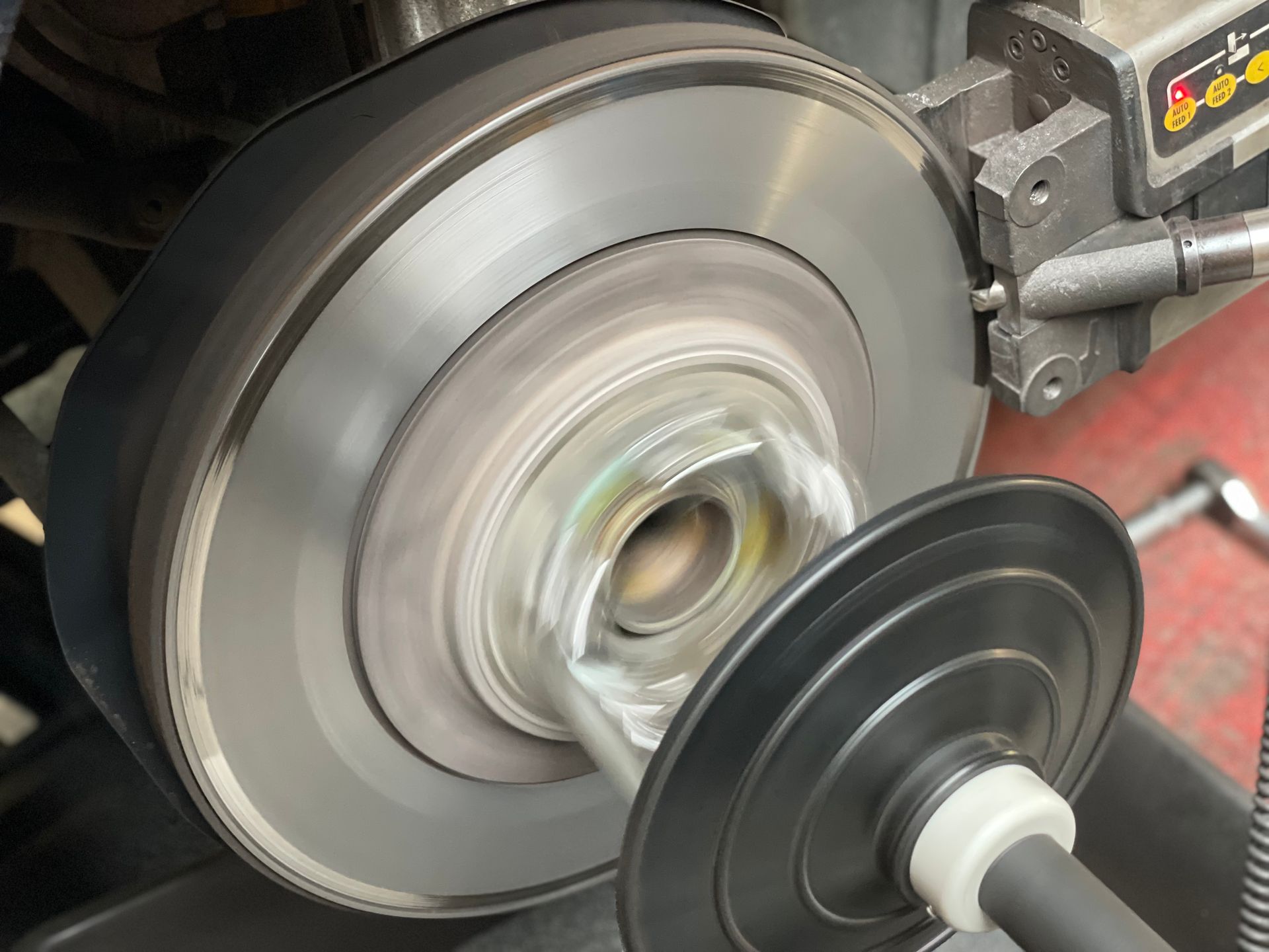 Remschijven afdraaien Lexus GS Coupe