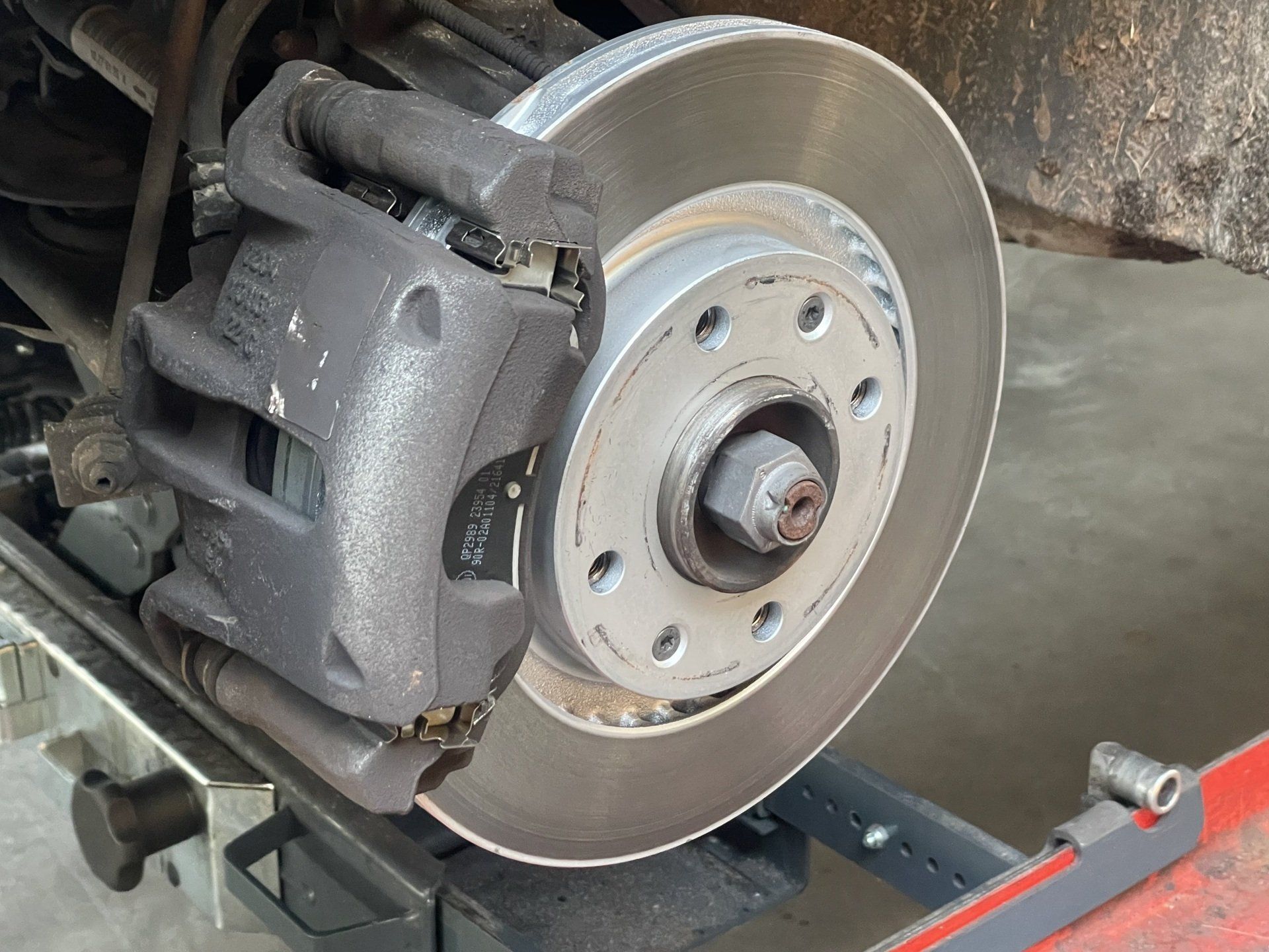 Peugeot 208 remschijven vervangen