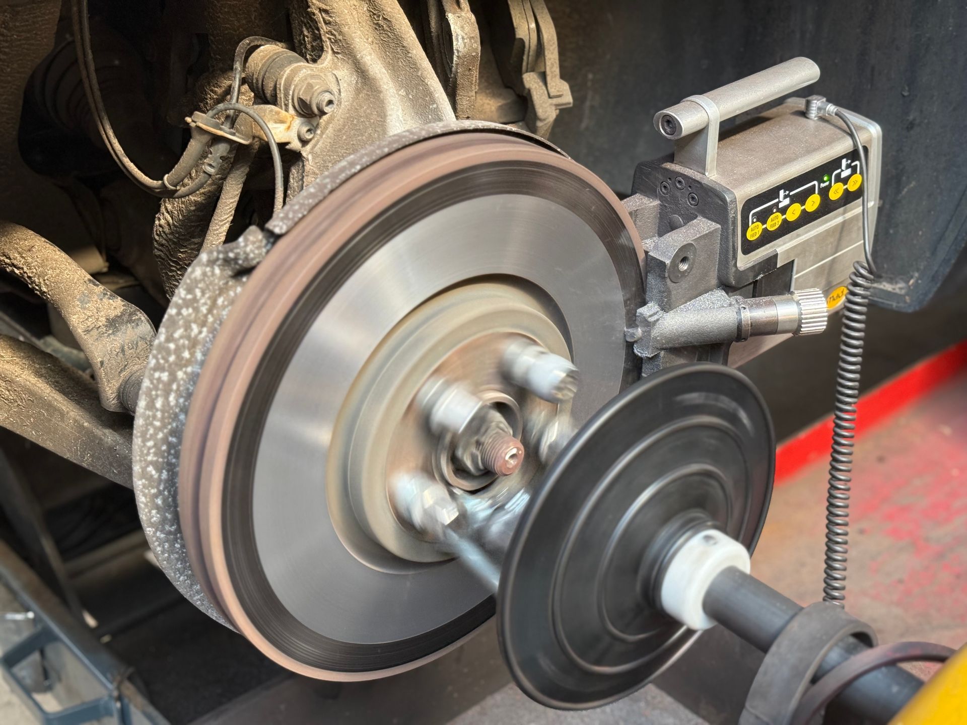 Land Rover Range Rover Velar remschijven afdraaien