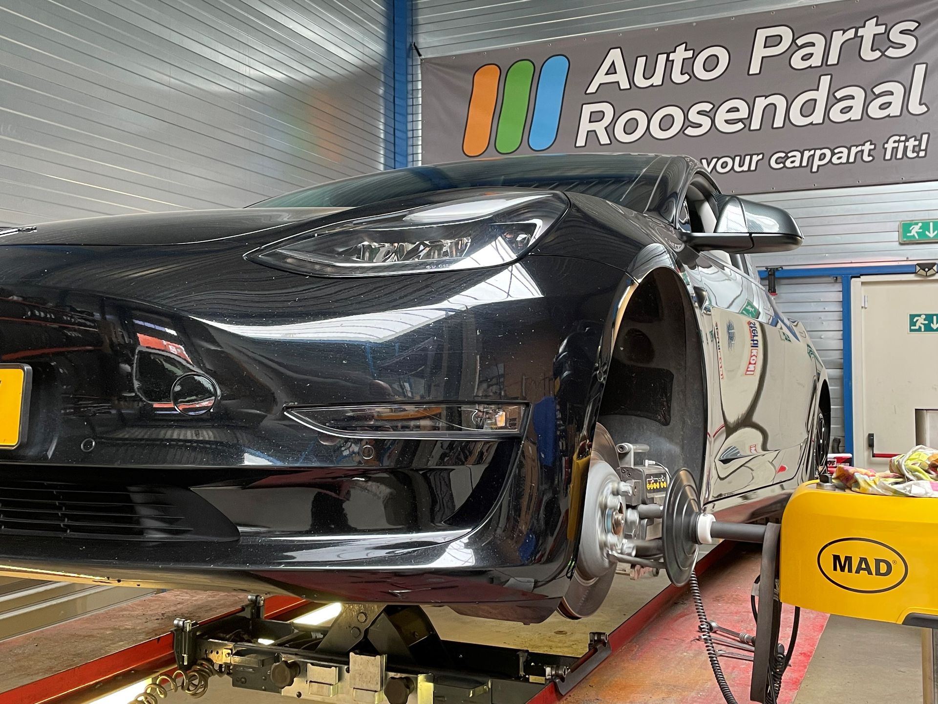 Kromme remschijven Tesla Model 3