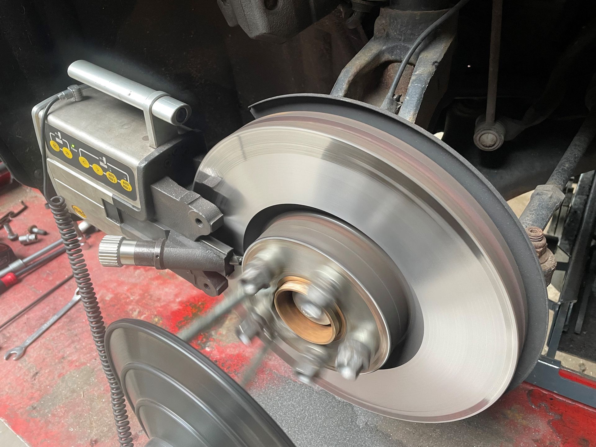 Remschijven afdraaien Volvo XC60