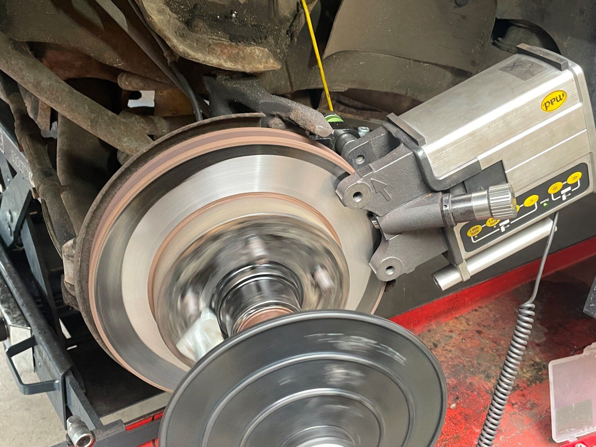 Remschijven afdraaien Chevrolet Express