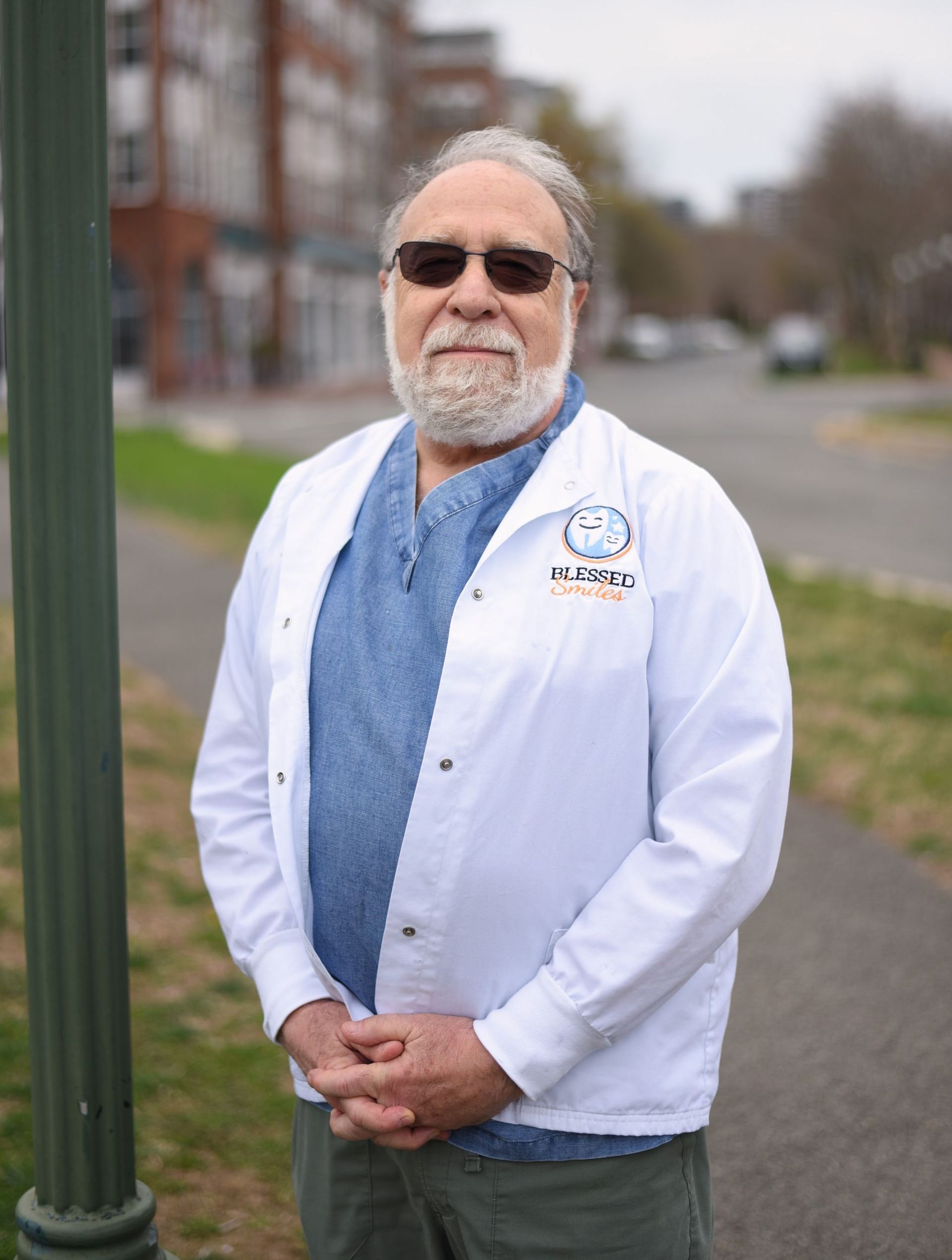 Dr. Timothy Yang | Best dentist for kids and adults | veneers, extractions, cleaning, whitening in Alexandria VA