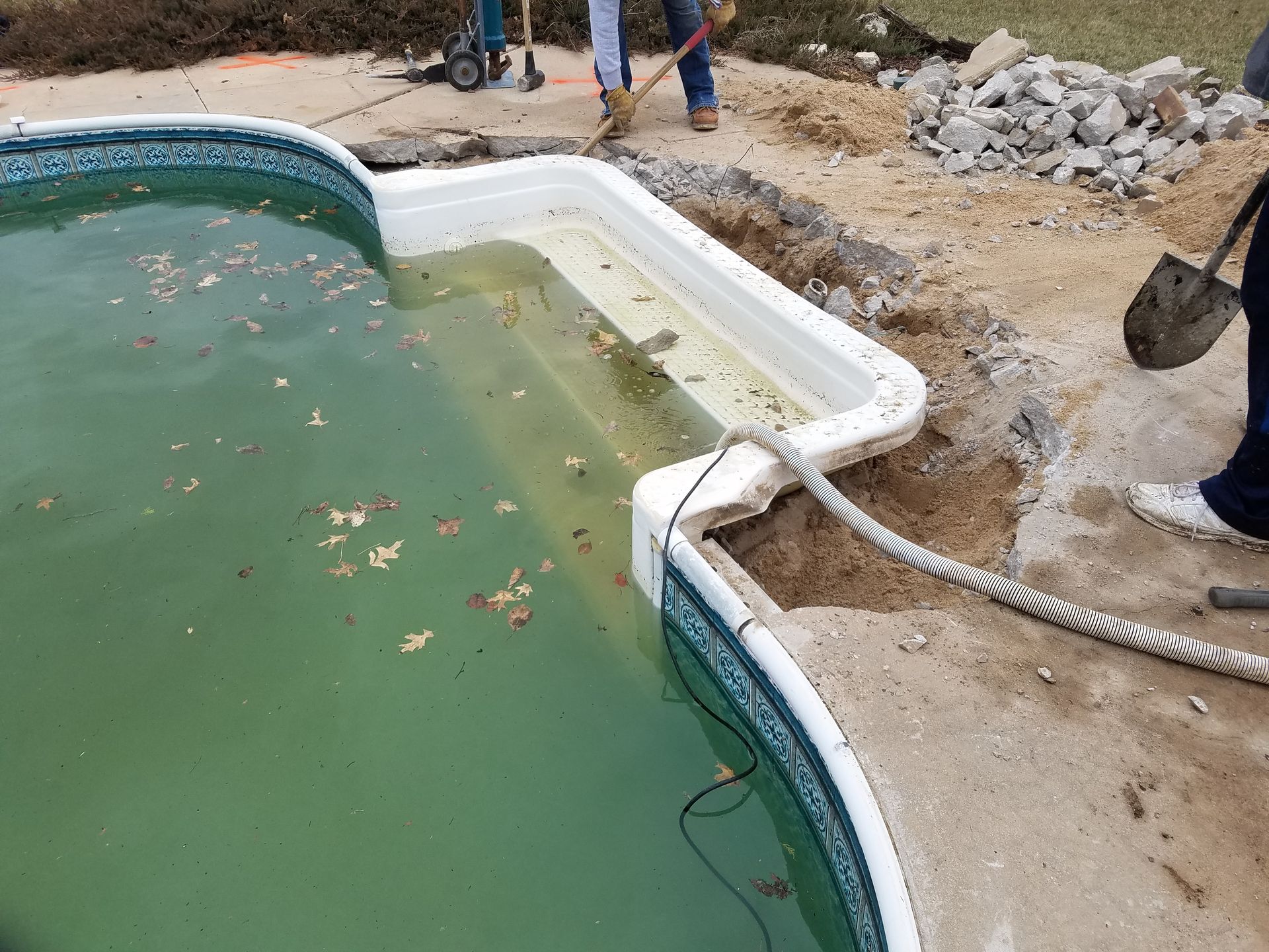 Green Swimming Pool — Wichita, KS — Platinum Pools Inc.