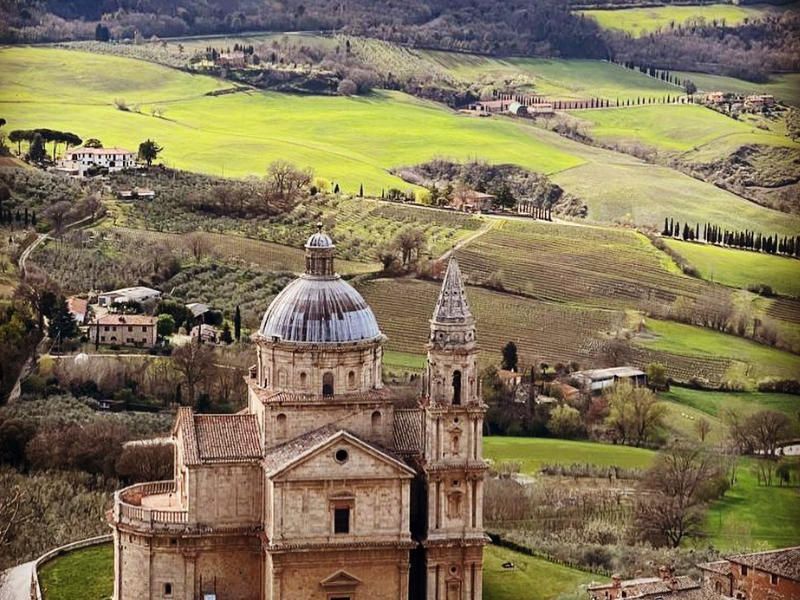 Montepulciano wijntour met lunch bij een wijnhuis