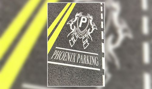 phoenix-parking.com signage