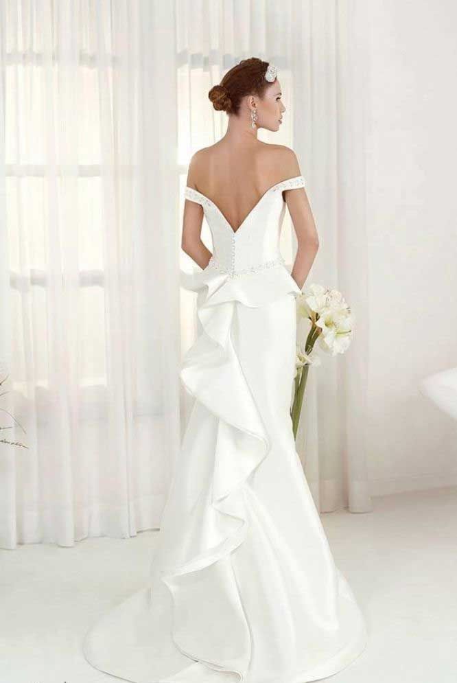 Abito da Sposa a Salerno con scollo sulla schiena