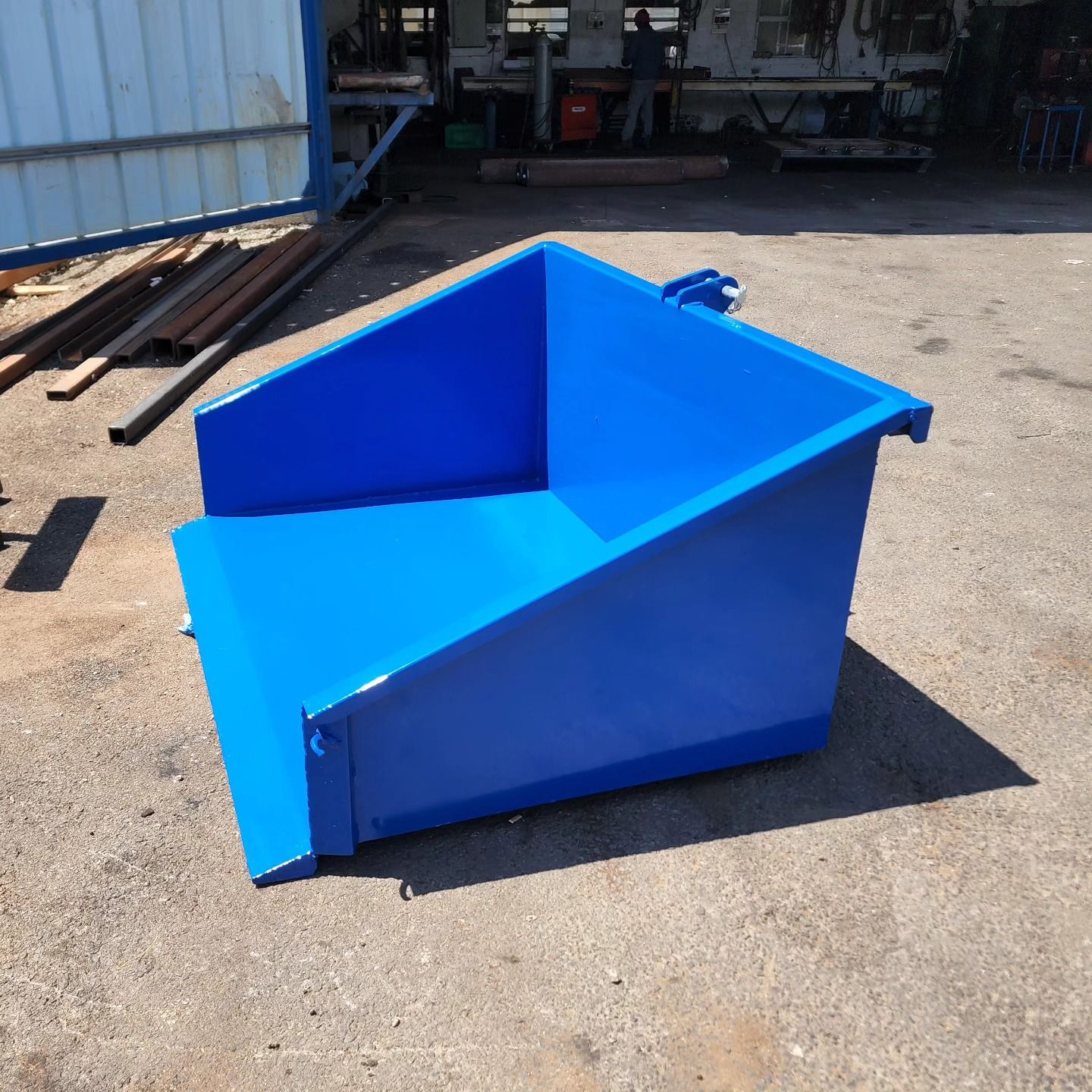 <p class="rteBlock">כף אחורית לטרקטור</p>