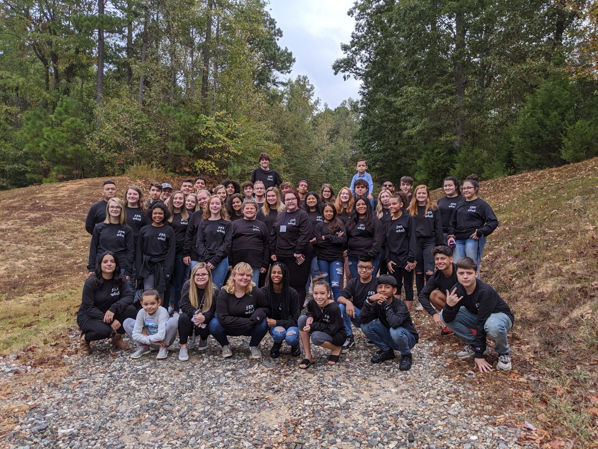 Image of UR Student Ministries at camp