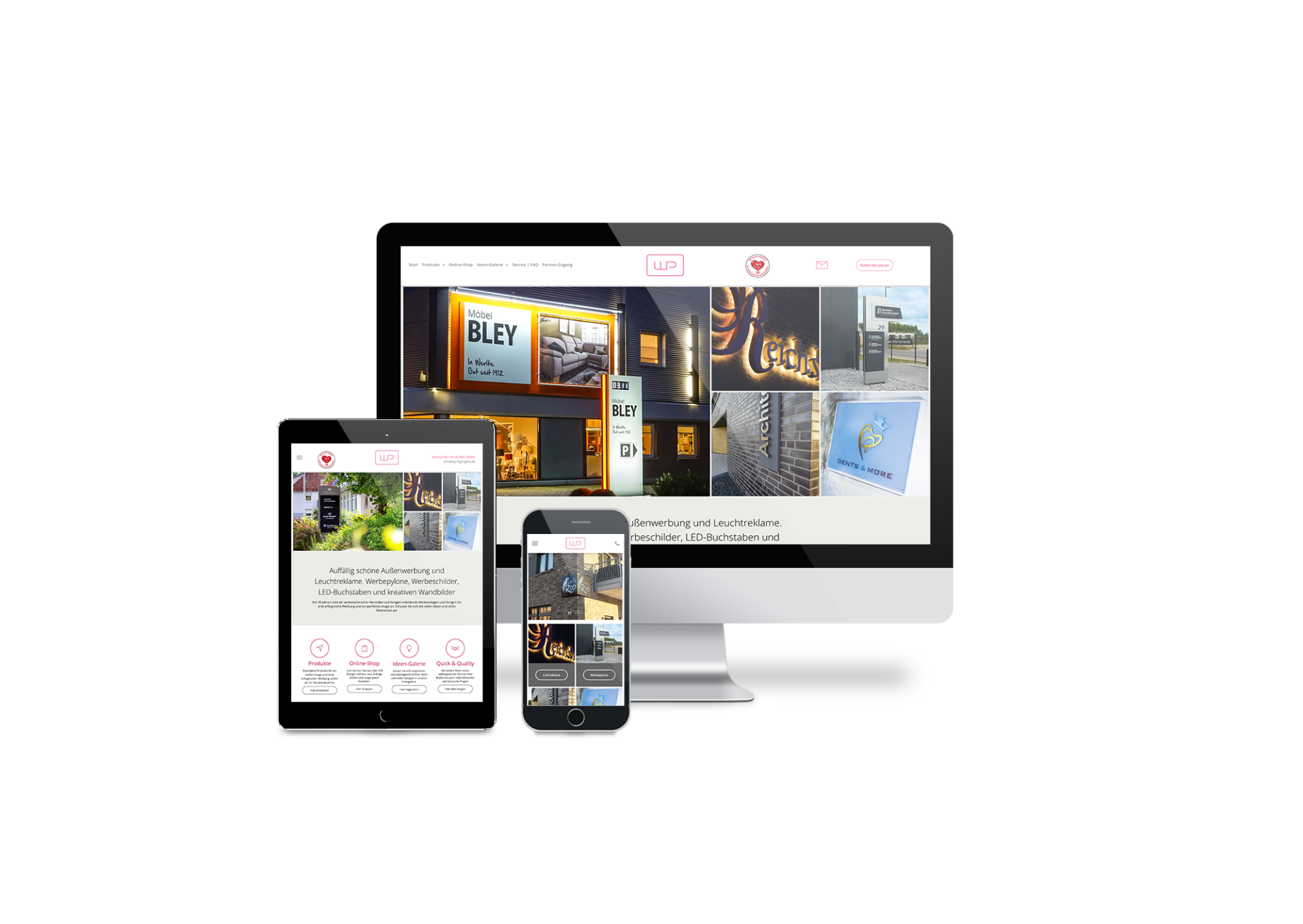 Auf einem Computer, einem Tablet oder einem Mobiltelefon wird eine Website angezeigt.