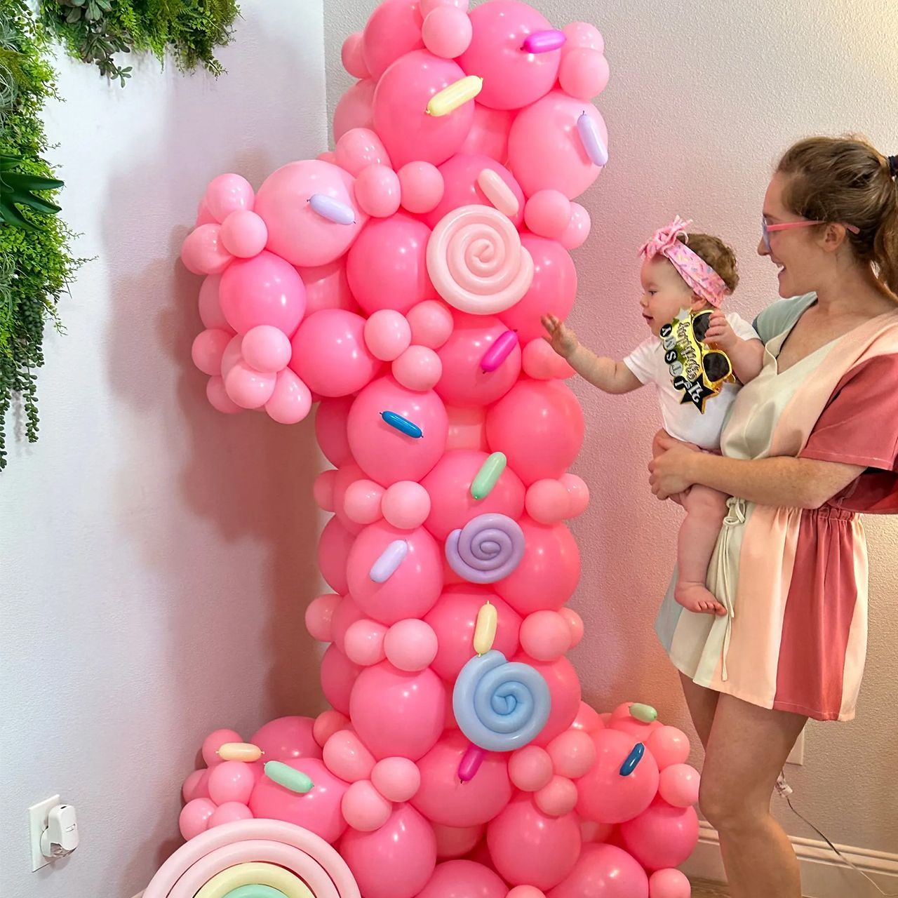 Happy 1st Birthday — Port Neches, TX — Balloonyz