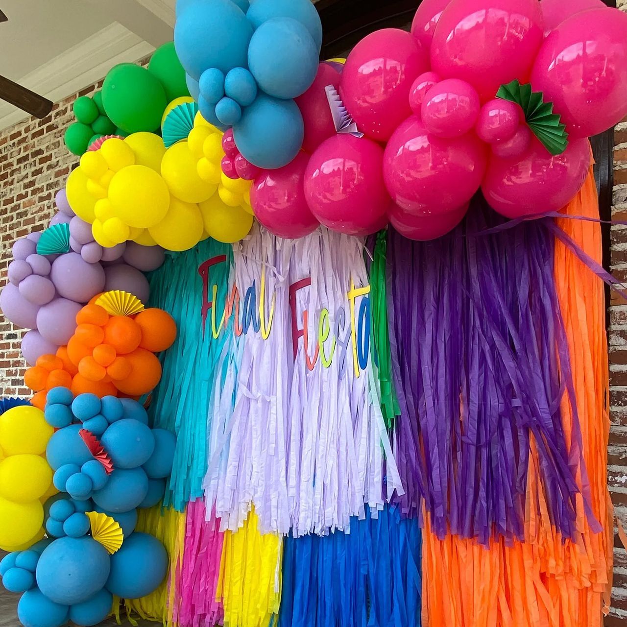 Groovy Balloon Garland — Port Neches, TX — Balloonyz
