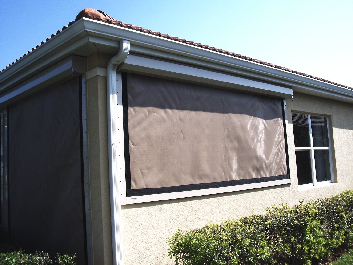 AHT Screens | Hurricane Protection Screens | Cape Coral, FL