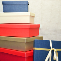 Scatole da regalo colorate