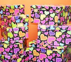 Scatole colorate per regalo