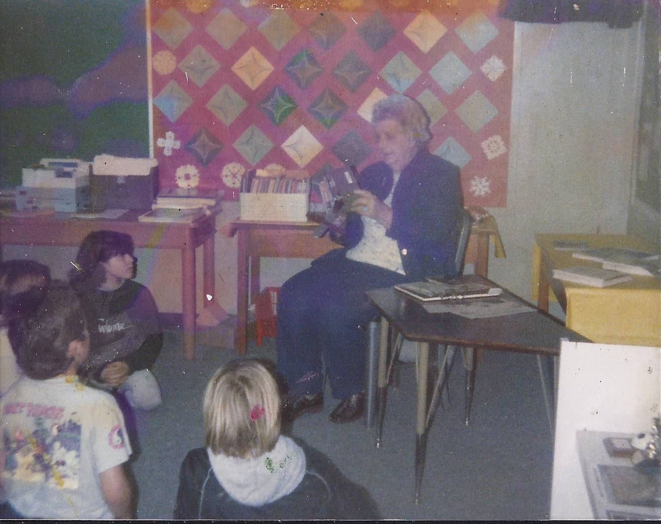 Ruth B. Northrop, a founder of NCHS,
visits a second grade class at
Carneros Elementary in 1983