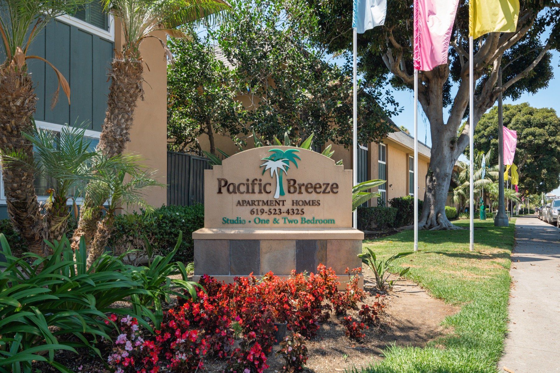 Pacific Breeze sign