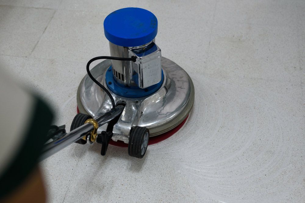 Floor With Machine Cleaner — Bearfast Bearquip In Tamworth NSW