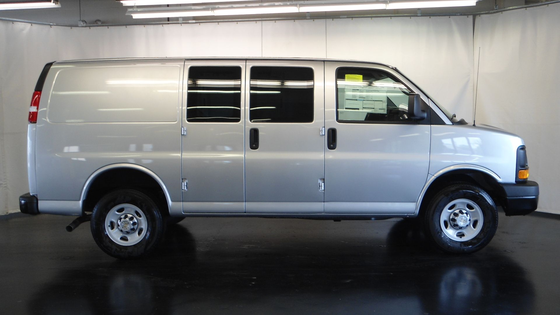 MaxxDelivery.ca Grey Cargo Van FOR LAST-MINUTE FURNITURE DELIVERY