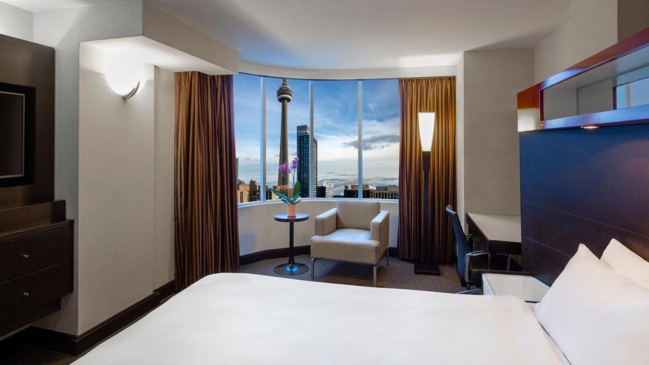 Downtown Luxury Bedroom in Toronto GTA Ontario