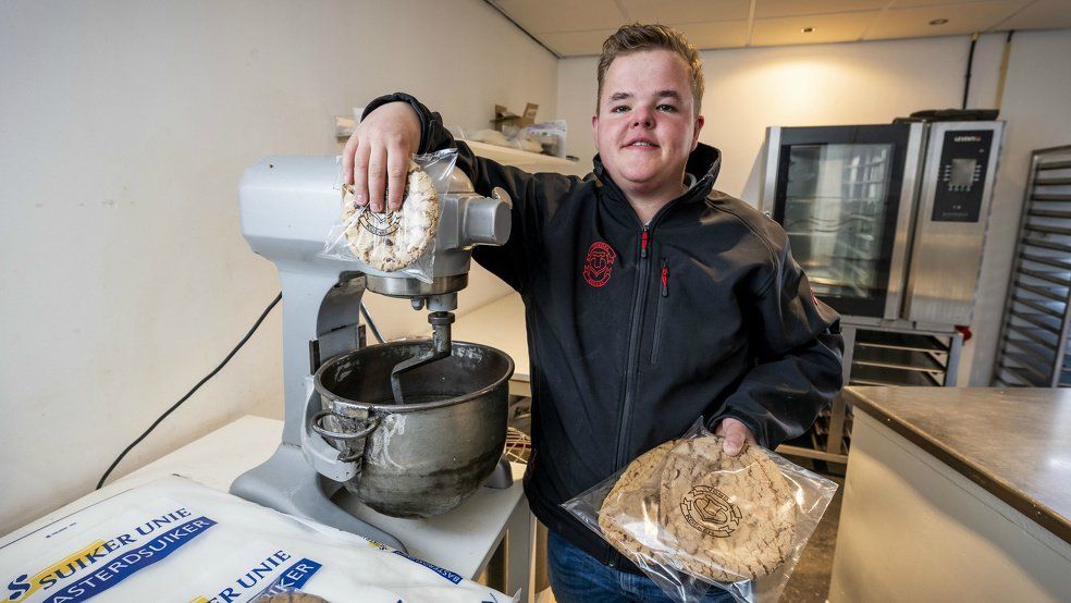 gijs (19) met sterrenkoks vondelkoeken