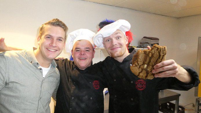Enzo Knol