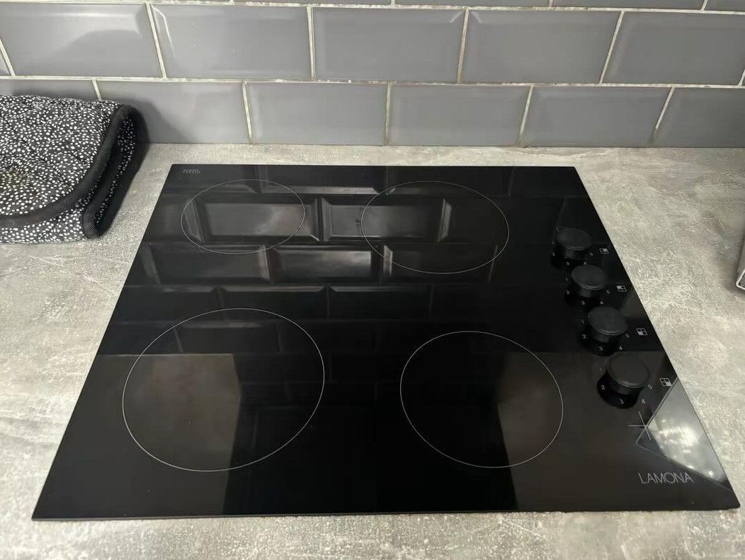 after cleaning a cooker hob in Awsworth