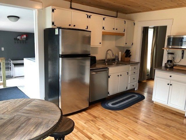 Cottage vacation rentals in East Burke, Vermont