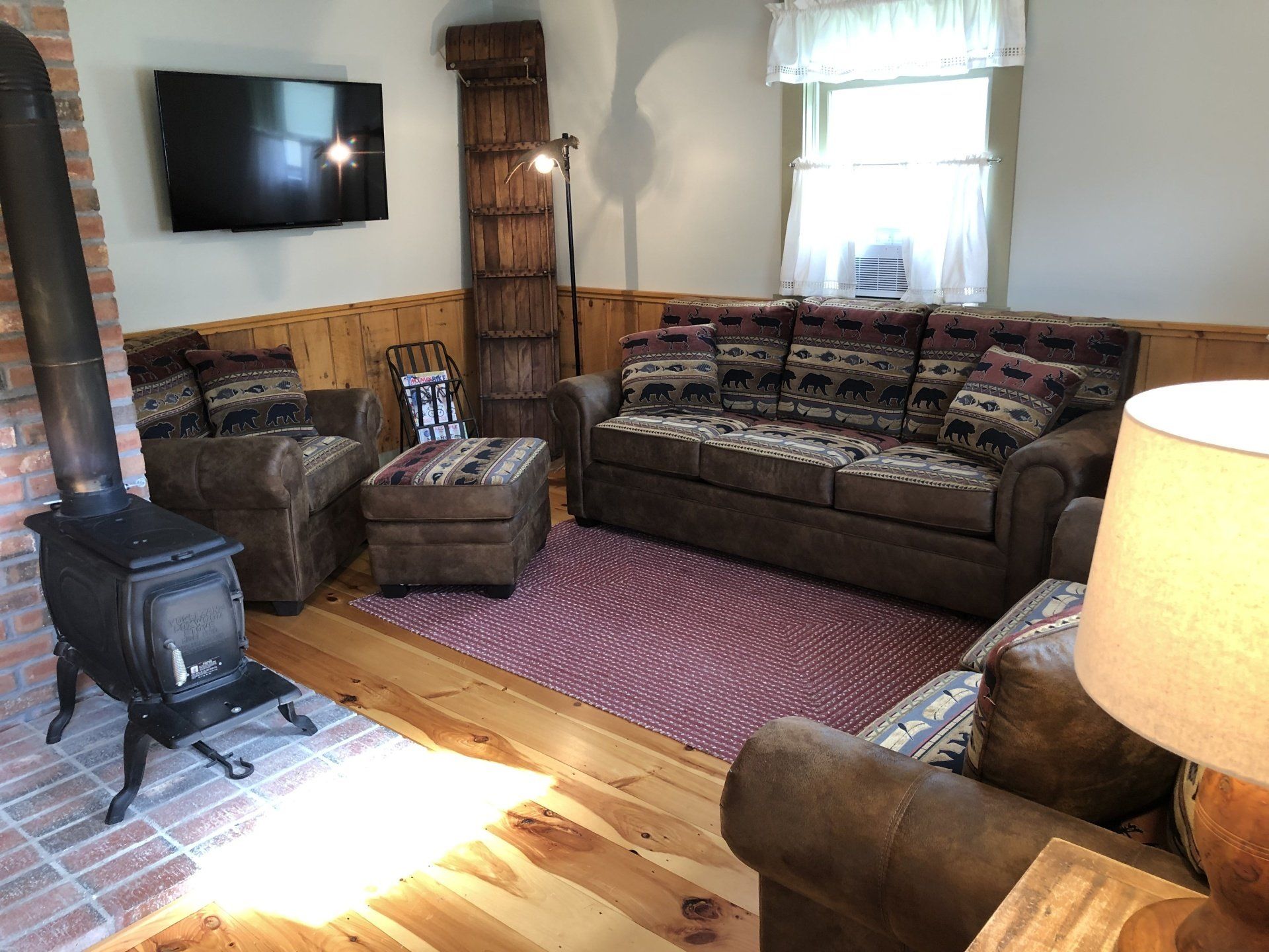 Guest House living room in East Burke, VT