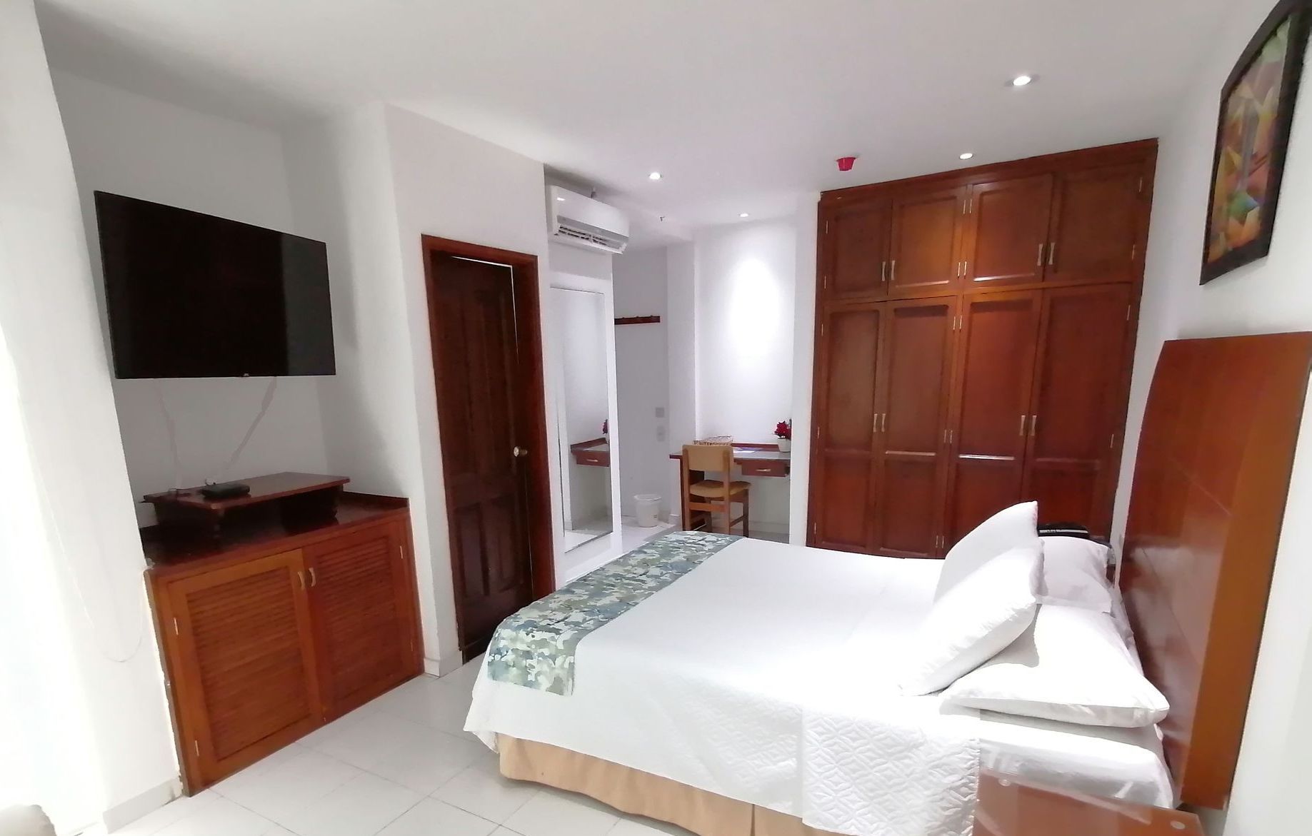 Sunshine Travel Corporation