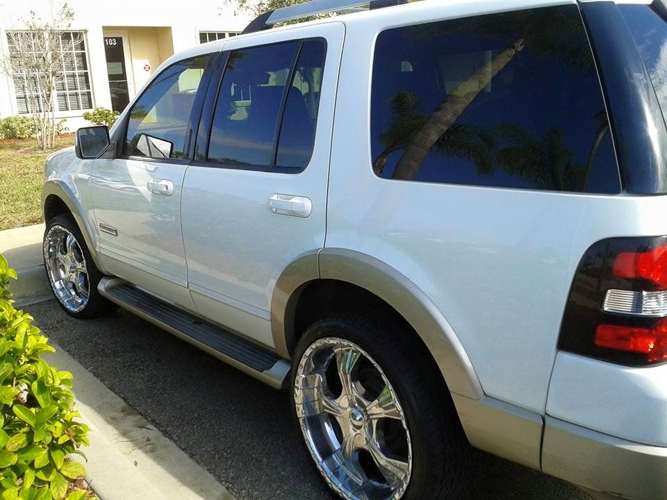 White Expedition Car — Melbourne, Florida — A Absolute Mobile Auto Detailing