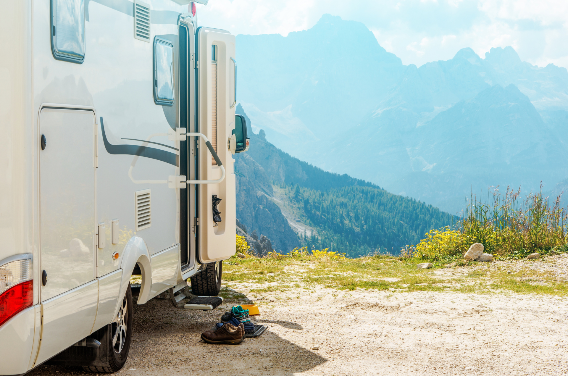 Motorhome overlooking a canyon.