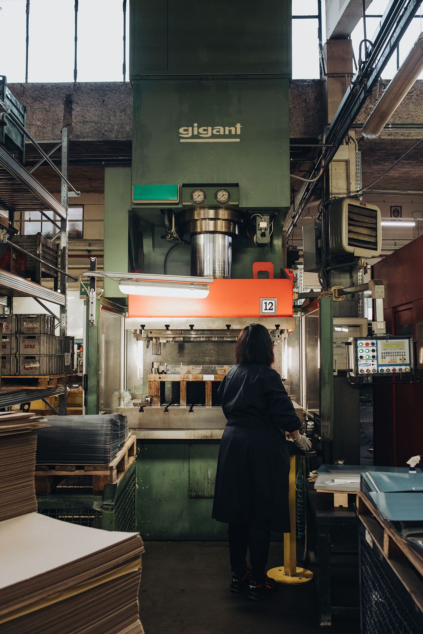 azienda di stampaggio delle lamiere a bologna