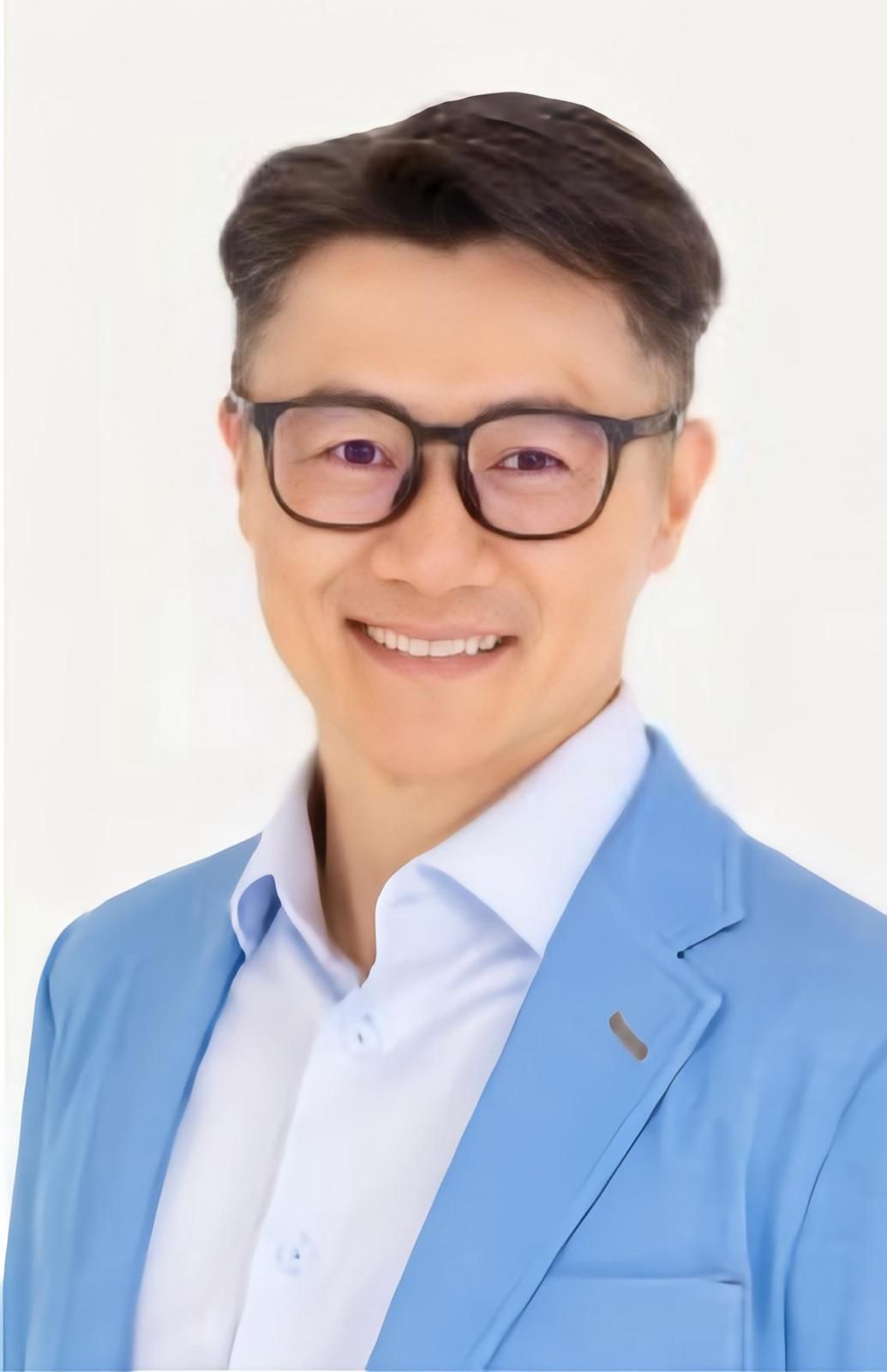Chief Coach Colin Lee