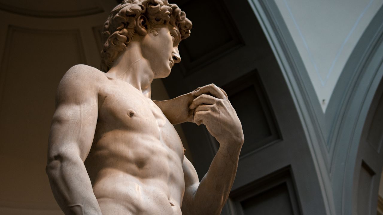 Discover Michelangelo the David in Florence