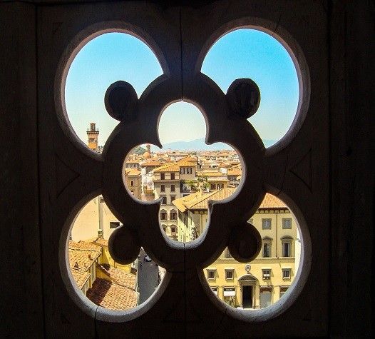 Tuscany Daily Tours wine tasting