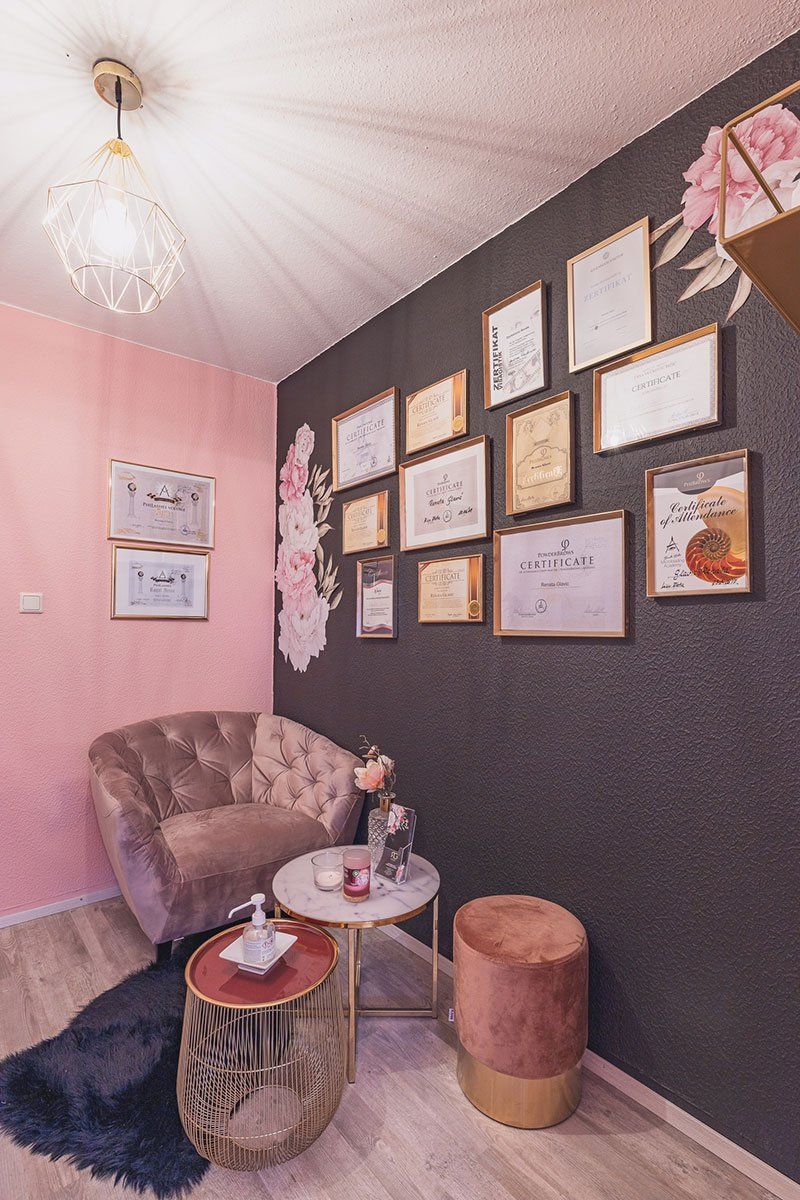 gemütlicher Warteraum im Kosmetikstudio Renata Glavic