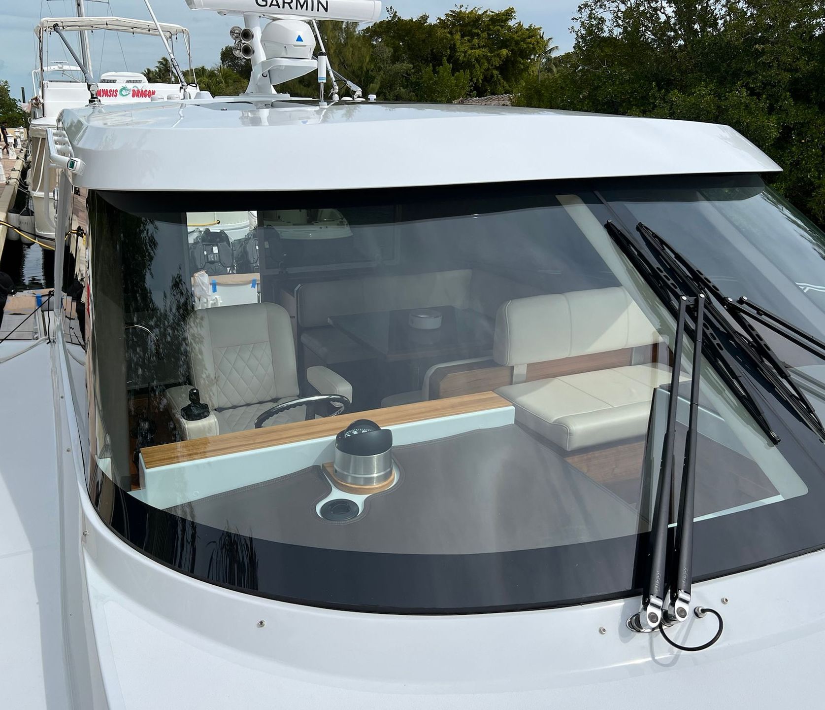 Curved Glass Yacht Windshield Replacement