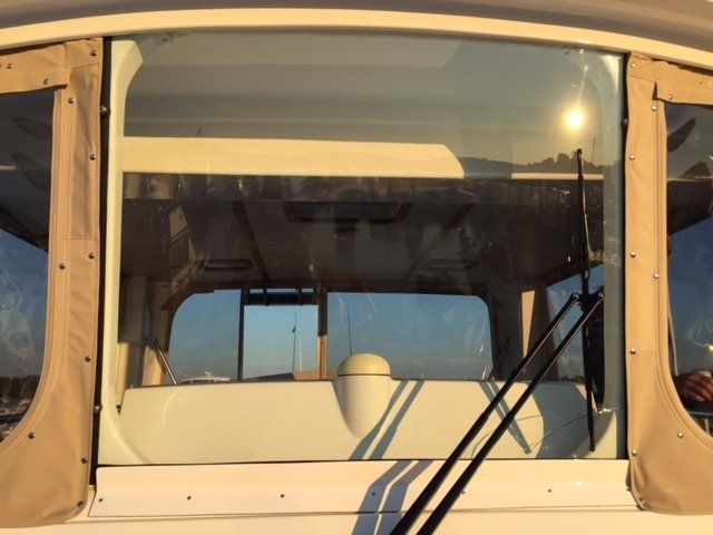 bent glass boat windshield